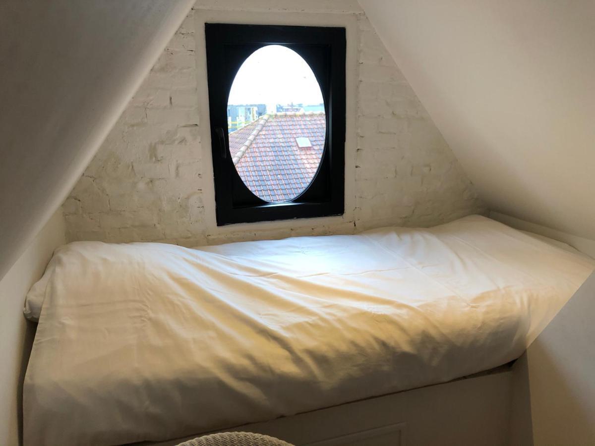 Lichtrijke Loft Bij Restaurant Den Olifant Apartamento Ieper Exterior foto
